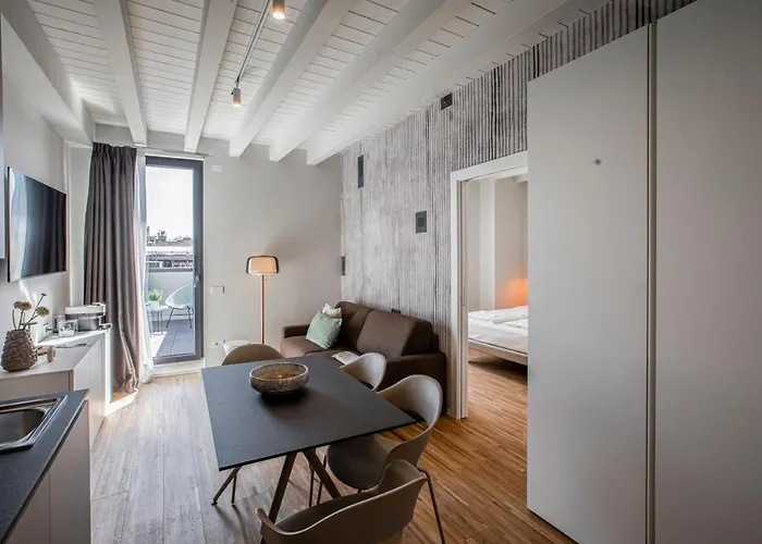 Ah Villaglori Boutique 4* Μπρέσια