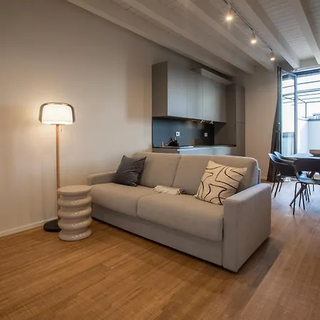 מלון Ah Villaglori Boutique 4*