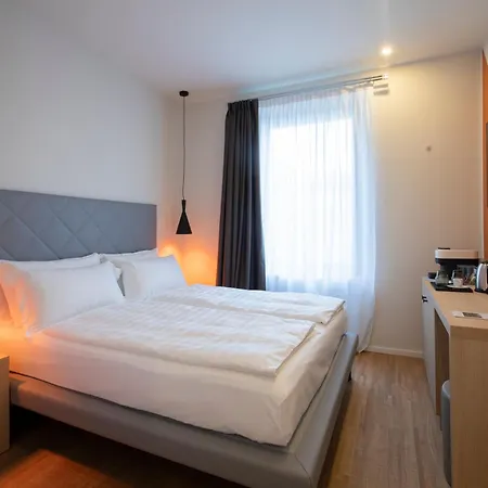 מלון Ah Villaglori Boutique 4*