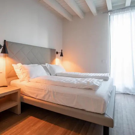 Ah Villaglori Boutique