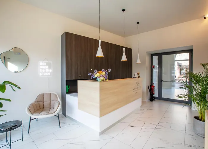 Ah Villaglori Boutique Brescia