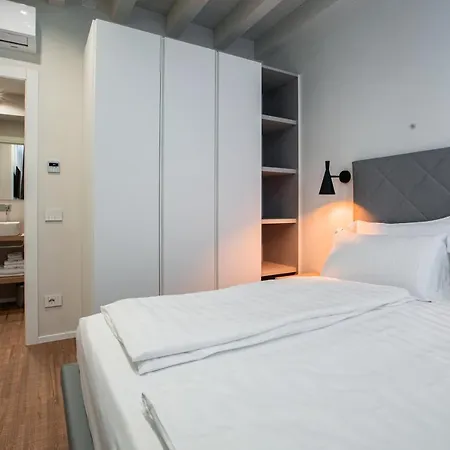 Ah Villaglori Boutique 4*